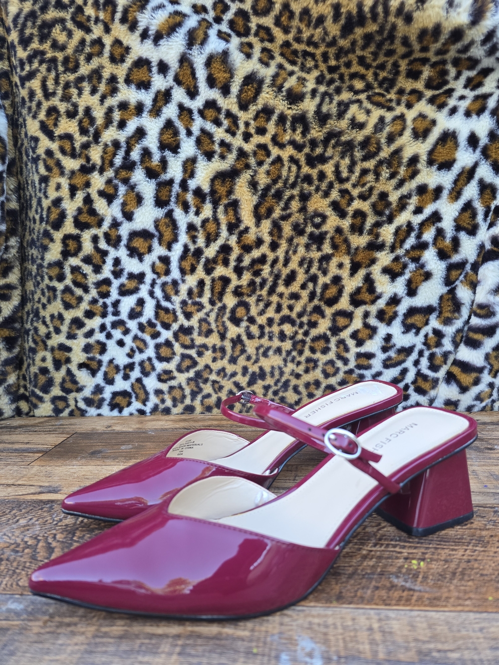 Marc Fisher Pointed Toe Slingback Heels in Raspberry Size 8.5